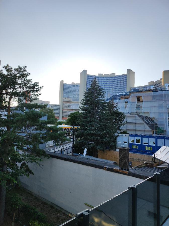 Luxurioeses Penthouse Mit Blick Auf Die Uno-City Und Dem Kaiserwasser. 3Schlafzimmer, 2 Baeder, Privat Lift Ins Apartment Vienne Extérieur photo