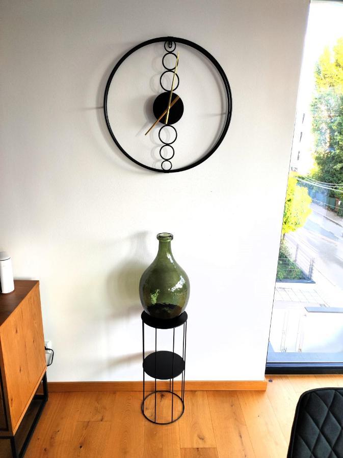 Luxurioeses Penthouse Mit Blick Auf Die Uno-City Und Dem Kaiserwasser. 3Schlafzimmer, 2 Baeder, Privat Lift Ins Apartment Vienne Extérieur photo