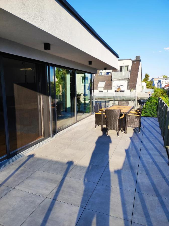 Luxurioeses Penthouse Mit Blick Auf Die Uno-City Und Dem Kaiserwasser. 3Schlafzimmer, 2 Baeder, Privat Lift Ins Apartment Vienne Extérieur photo
